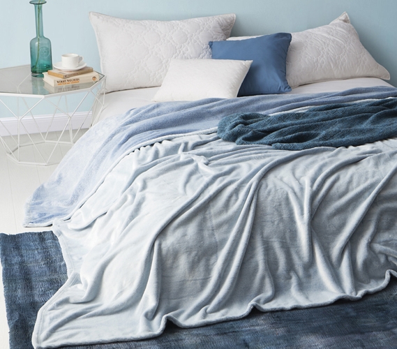 Coma Inducer Frosted - Twin XL Bedding Blanket - Pacific Blue